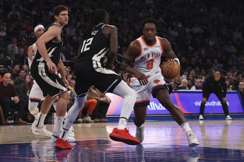 开聚光灯的 开聚光灯的