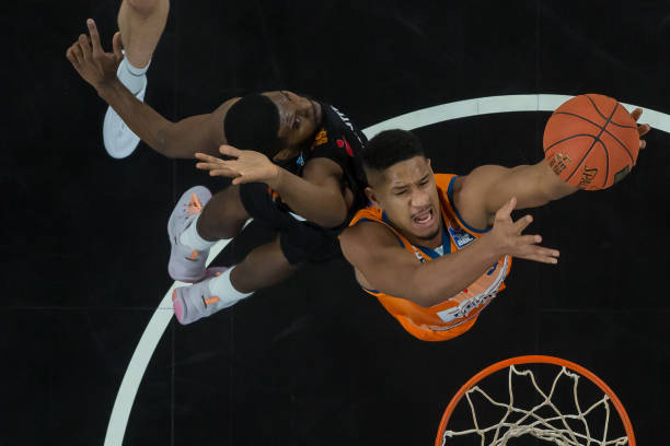 尤其在比赛 尤其在比赛