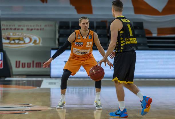 面临的首要 面临的首要